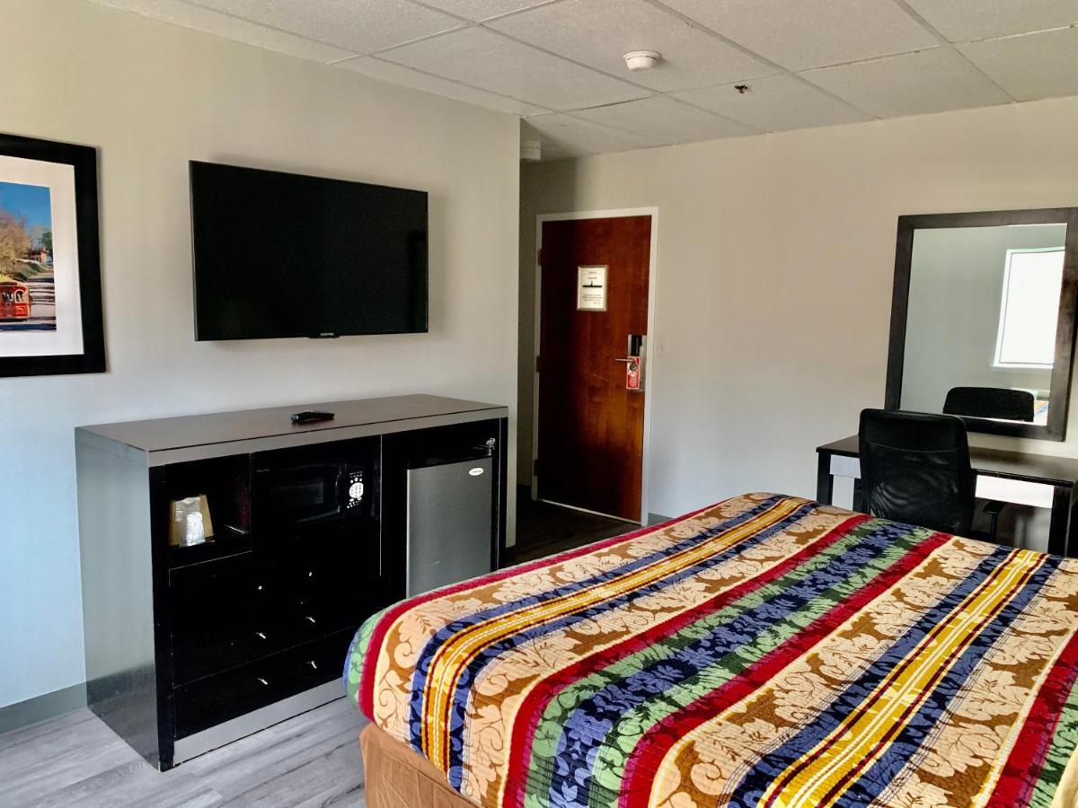 West Nyack Tappan Zee Hotel מראה חיצוני תמונה