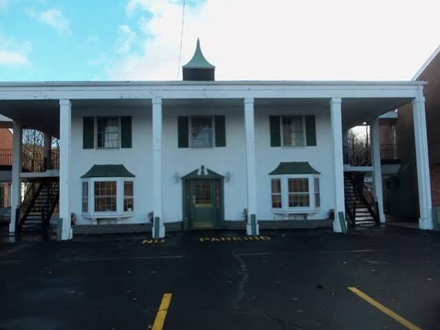 West Nyack Tappan Zee Hotel מראה חיצוני תמונה