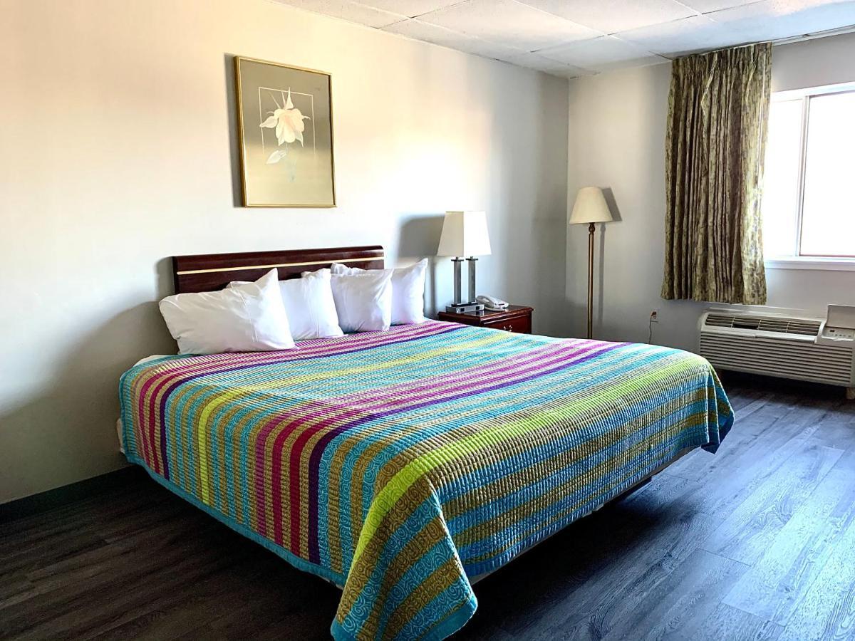 West Nyack Tappan Zee Hotel מראה חיצוני תמונה