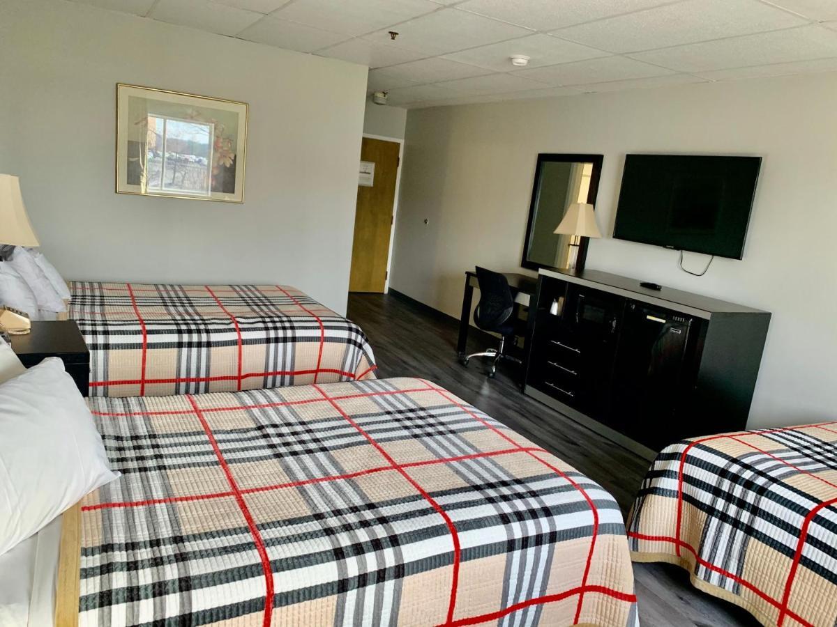 West Nyack Tappan Zee Hotel מראה חיצוני תמונה