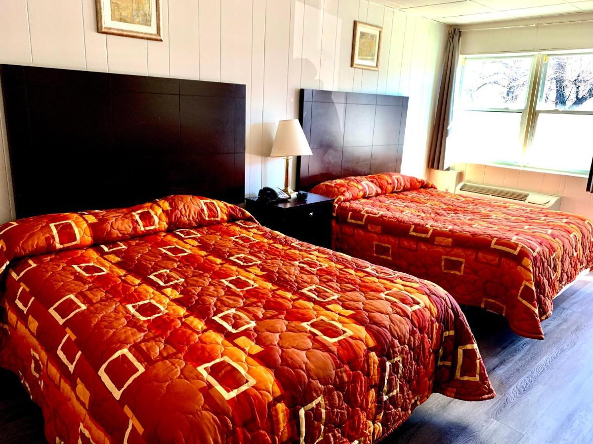 West Nyack Tappan Zee Hotel מראה חיצוני תמונה