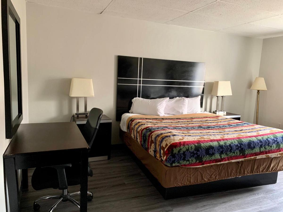 West Nyack Tappan Zee Hotel מראה חיצוני תמונה